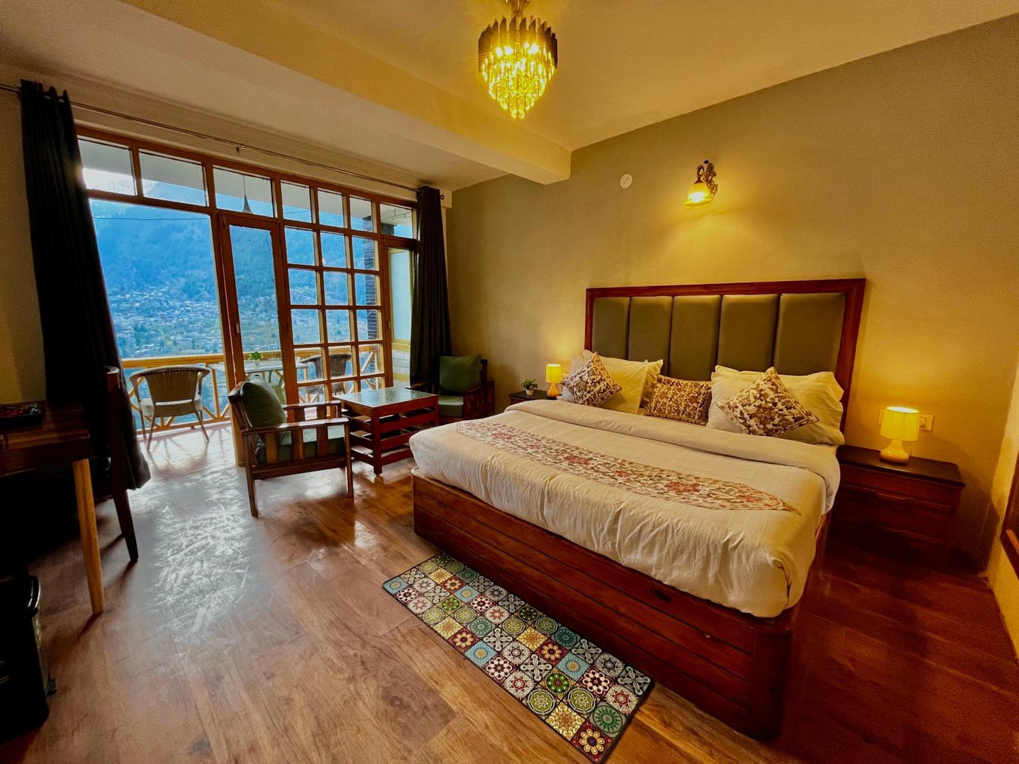 Naina Spring Resort, - Away From Hustle 4*